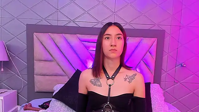 Snapshot of MeganPresleyy chatting on January 20, 2025, 4:23 pm MeganPresleyy online show from January 20, 2025, 4:23 pm