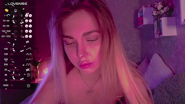 Mika Rayy online show from March 13, 2025, 11:05 pm