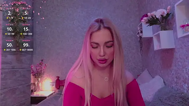 Mika Rayy online show from October 14, 2025, 6:52 pm