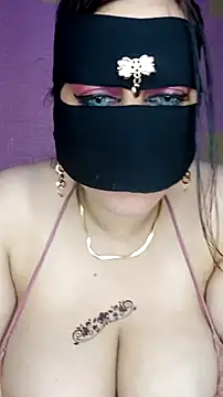 Snapshot of shosho500500 chatting on October 4, 2025, 11:47 pm shosho500500 online show from October 4, 2025, 11:47 pm