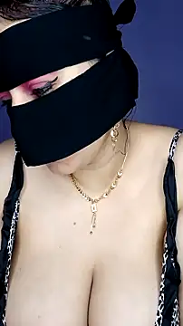 Snapshot of shosho500500 chatting on October 25, 2025, 10:04 pm shosho500500 online show from October 25, 2025, 10:04 pm