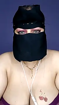 Snapshot of shosho500500 chatting on November 14, 2025, 12:31 am shosho500500 online show from November 14, 2025, 12:31 am