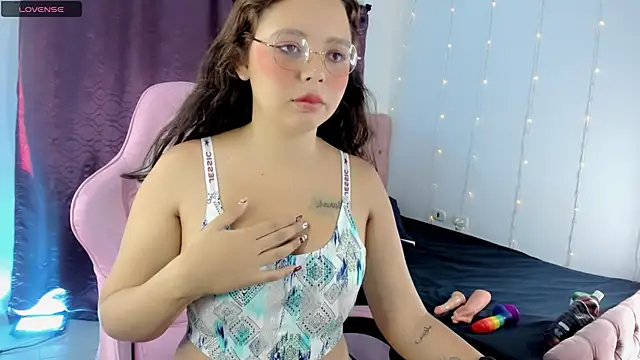 Sophie Heart online show from January 15, 2025, 8:48 pm