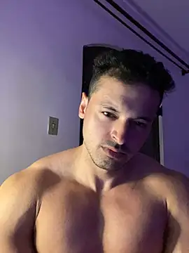 Snapshot of Lucasfit24 chatting on March 4, 2025, 12:07 am Lucasfit24 online show from March 4, 2025, 12:07 am