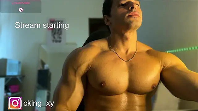 Lucasfit24 online show from March 12, 2026, 2:56 pm