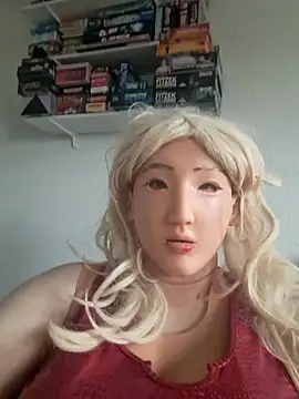 Snapshot of CDHannahSub chatting on July 16, 2026, 5:24 am CDHannahSub online show from July 16, 2026, 5:24 am