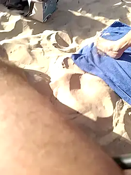 MountJohnXL online show from December 3, 2025, 4:05 pm