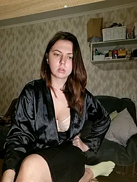 Melenka online show from March 15, 2026, 11:11 pm