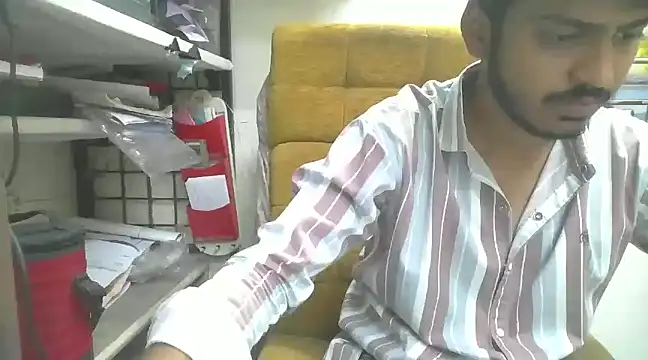 Snapshot of cute_modell chatting on February 25, 2025, 11:19 am cute modell online show from February 25, 2025, 11:19 am