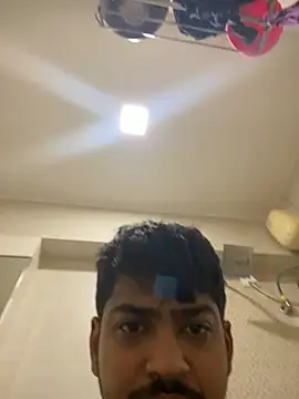 Snapshot of cute_modell chatting on February 28, 2025, 4:54 am cute modell online show from February 28, 2025, 4:54 am