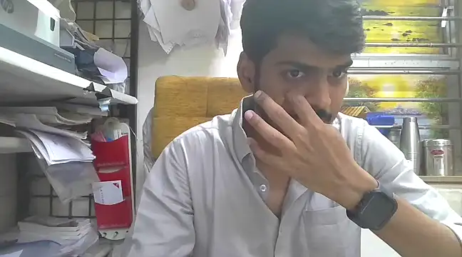 Snapshot of cute_modell chatting on March 10, 2025, 12:48 pm cute modell online show from March 10, 2025, 12:48 pm