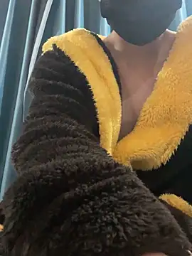 yfx468 online show from February 26, 2025, 4:56 pm