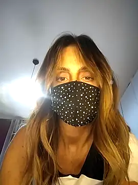 Akemi rossi online show from September 25, 2025, 11:36 am