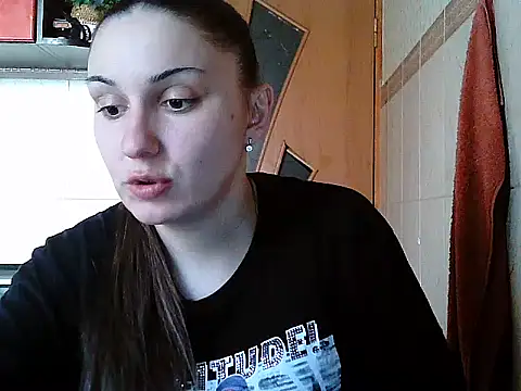 Yuliia30 online show from February 27, 2026, 2:06 pm