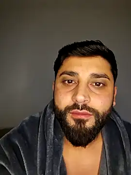 Mehmet2304 online show from February 1, 2025, 5:58 pm