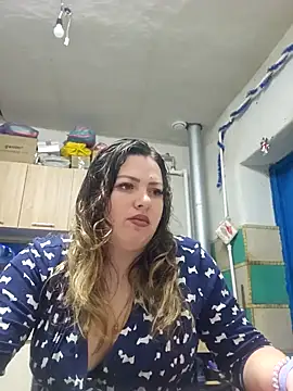 Snapshot of Jyleta chatting on January 31, 2025, 10:42 pm Jyleta online show from January 31, 2025, 10:42 pm