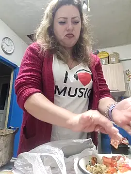 Snapshot of Jyleta chatting on September 12, 2025, 8:42 pm Jyleta online show from September 12, 2025, 8:42 pm