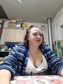 Snapshot of Jyleta chatting on October 13, 2025, 9:04 pm Jyleta online show from October 13, 2025, 9:04 pm