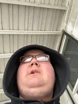 Bigcokz123456 online show from April 25, 2026, 7:11 pm