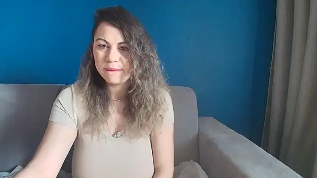 Snapshot of VixenVibesX chatting on February 23, 2025, 7:55 am VixenVibesX online show from February 23, 2025, 7:55 am