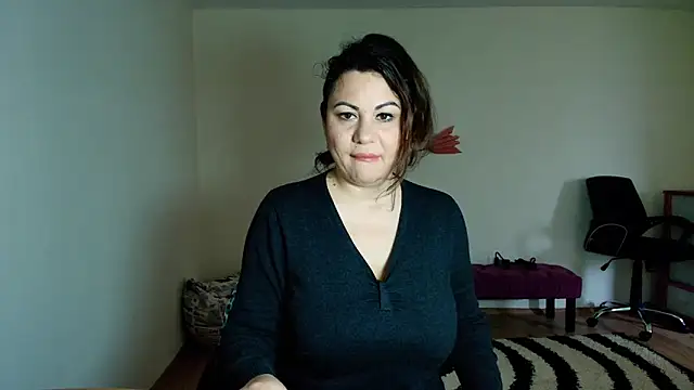 Snapshot of VixenVibesX chatting on May 22, 2026, 7:37 am VixenVibesX online show from May 22, 2026, 7:37 am