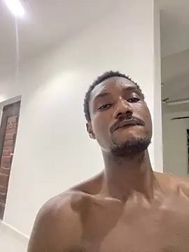 Snapshot of MylesBbc23 chatting on January 27, 2025, 1:26 am MylesBbc23 online show from January 27, 2025, 1:26 am