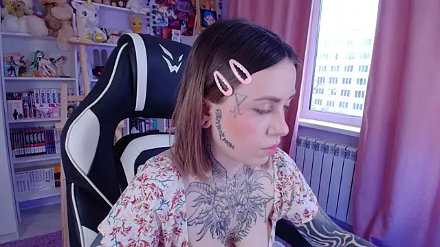 Catharsisi online show from March 6, 2025, 1:35 pm