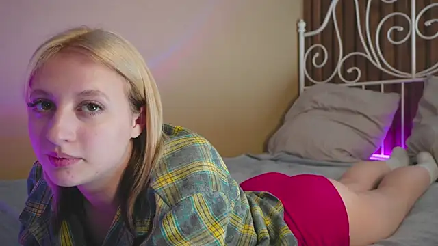 Snapshot of milasmiu chatting on January 11, 2025, 9:46 pm milasmiu online show from January 11, 2025, 9:46 pm