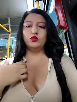 Melyy Edii online show from April 15, 2026, 11:16 pm