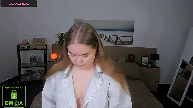 Erica  Alta online show from January 21, 2025, 8:43 pm