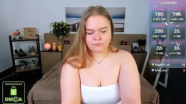 Erica  Alta online show from March 11, 2025, 12:39 pm