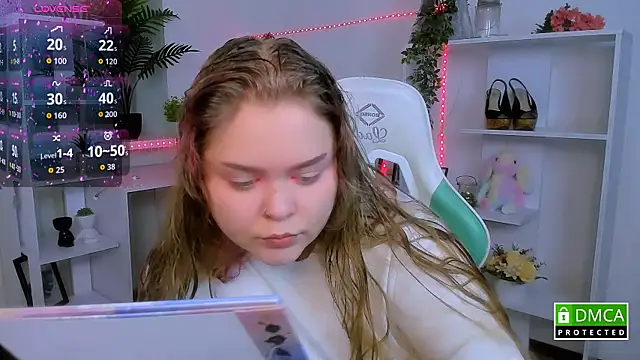 Erica  Alta online show from November 28, 2025, 7:11 am