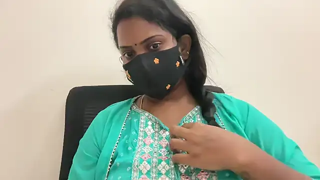 Snapshot of Anu--Telugu chatting on June 29, 2026, 2:06 pm Anu--Telugu online show from June 29, 2026, 2:06 pm