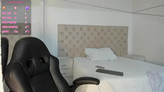 BellaaStorm online show from September 26, 2025, 9:08 pm