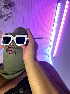 Snapshot of Lilymoonshow chatting on September 15, 2025, 2:28 pm Lilymoonshow online show from September 15, 2025, 2:28 pm