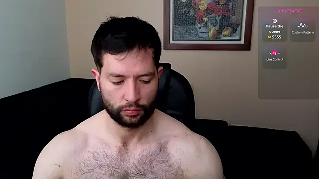 hairyncuteass online show from April 11, 2026, 4:44 pm