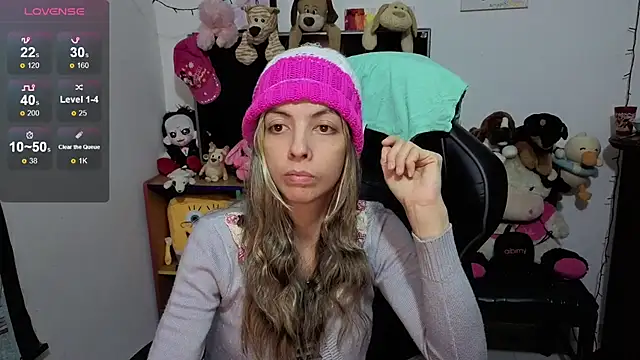 Snapshot of Princezzlove3 chatting on November 21, 2025, 12:43 am Princezzlove3 online show from November 21, 2025, 12:43 am