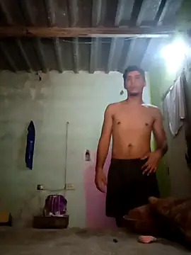 Snapshot of Maguito02 chatting on September 13, 2025, 3:23 pm Maguito02 online show from September 13, 2025, 3:23 pm