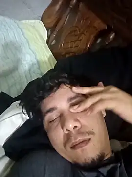 Snapshot of Maguito02 chatting on September 18, 2025, 11:34 am Maguito02 online show from September 18, 2025, 11:34 am