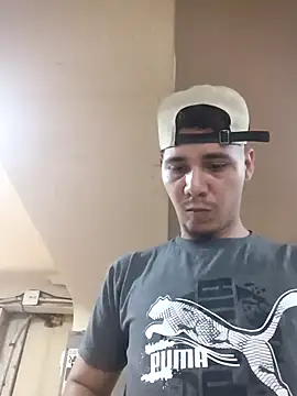 Snapshot of Maguito02 chatting on September 29, 2025, 1:38 pm Maguito02 online show from September 29, 2025, 1:38 pm