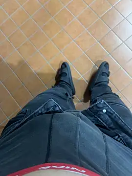 Snapshot of Vincenzosjabcbj chatting on January 15, 2025, 4:04 am Vincenzosjabcbj online show from January 15, 2025, 4:04 am