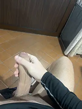 Snapshot of Vincenzosjabcbj chatting on November 10, 2025, 2:32 am Vincenzosjabcbj online show from November 10, 2025, 2:32 am