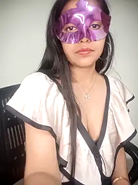 Snapshot of Babbyy_doll chatting on March 8, 2025, 5:43 pm Babbyy doll online show from March 8, 2025, 5:43 pm