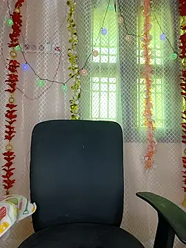 Snapshot of Babbyy_doll chatting on February 27, 2026, 5:40 am Babbyy doll online show from February 27, 2026, 5:40 am