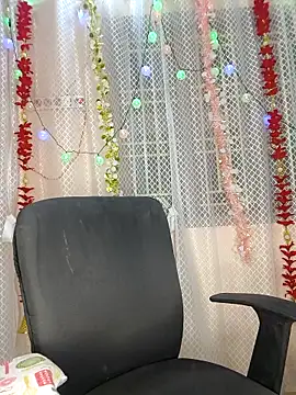 Snapshot of Babbyy_doll chatting on April 13, 2026, 6:13 pm Babbyy doll online show from April 13, 2026, 6:13 pm