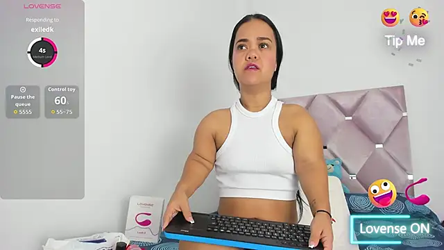 AnieRey online show from March 21, 2026, 12:10 pm