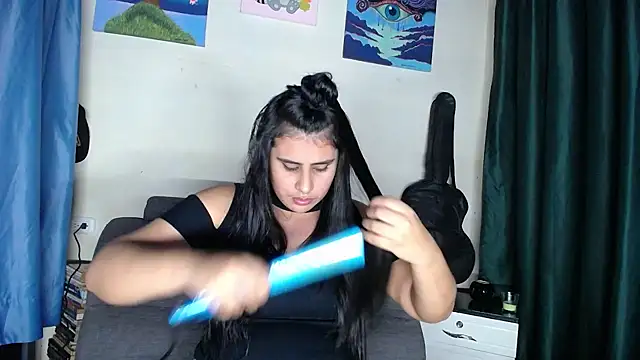 Snapshot of Antonellaa_111 chatting on March 2, 2025, 5:44 am Antonellaa 111 online show from March 2, 2025, 5:44 am