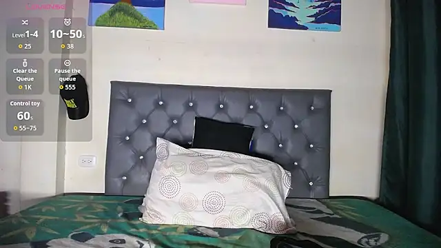 Snapshot of Antonellaa_111 chatting on August 3, 2026, 5:17 am Antonellaa 111 online show from August 3, 2026, 5:17 am