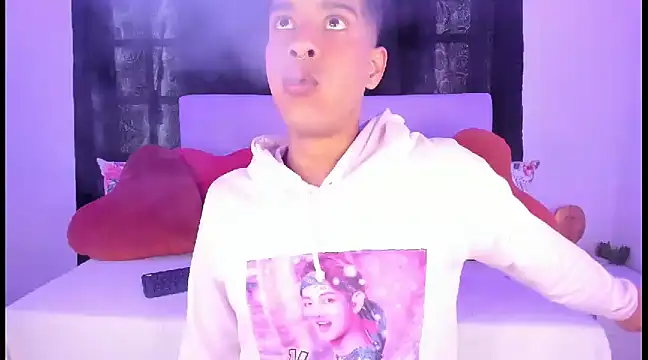 Ethan Boyy online show from February 26, 2025, 3:52 pm