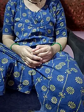 Snapshot of namitahot chatting on October 12, 2025, 2:27 pm namitahot online show from October 12, 2025, 2:27 pm